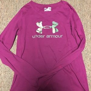 Women Under Armour long sleeve tee
